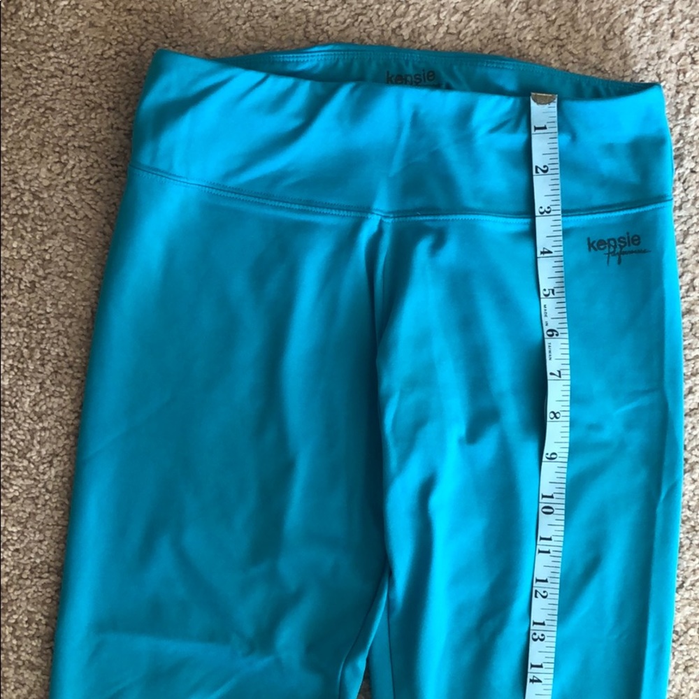 Kensie Performance XS turquoise workout pants